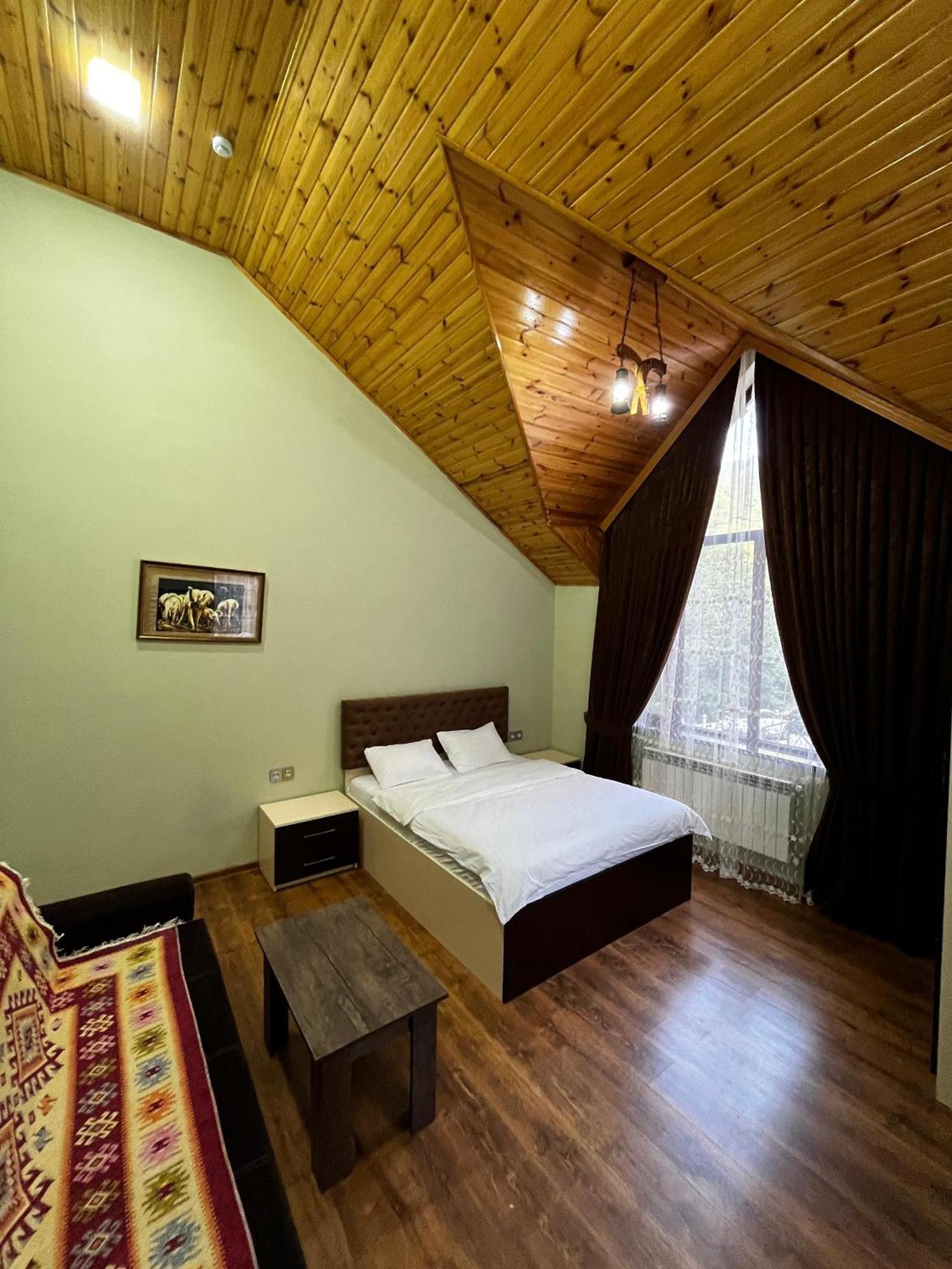 Quba Ugur Hotel Exterior photo
